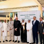 Abrar Hussain Tanoli receiving Tamgha-e-Imtiaz at Pakistan Embassy ceremony in Riyadh