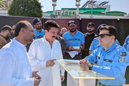 DIG Islamabad Ali Wasim Holds Open Court at F-8 Markaz, Directs Prompt Action on Public Complaints