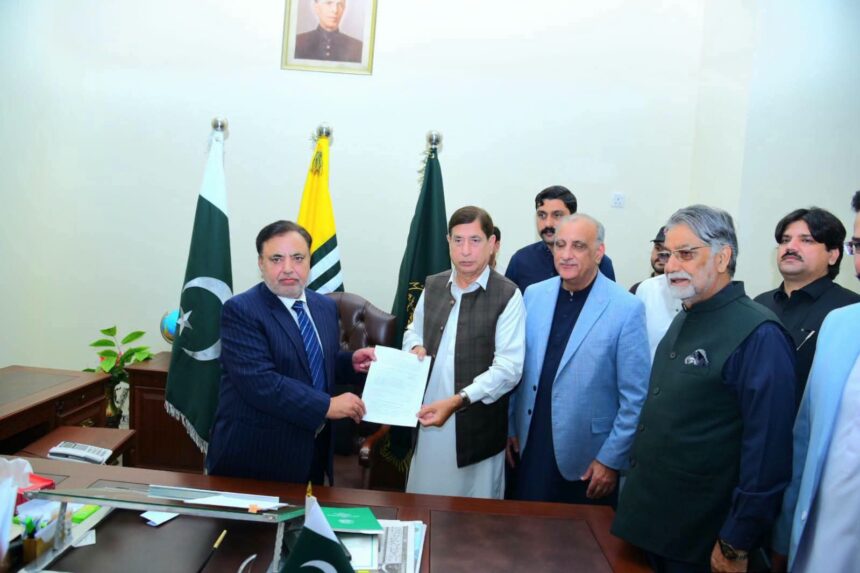 Dr. Muhammad Najeeb Naqi Khan, the Pakistan Muslim League-Nawaz (PML-N) candidate for the election of President of Azad Jammu and Kashmir, has submitted his nomination papers.