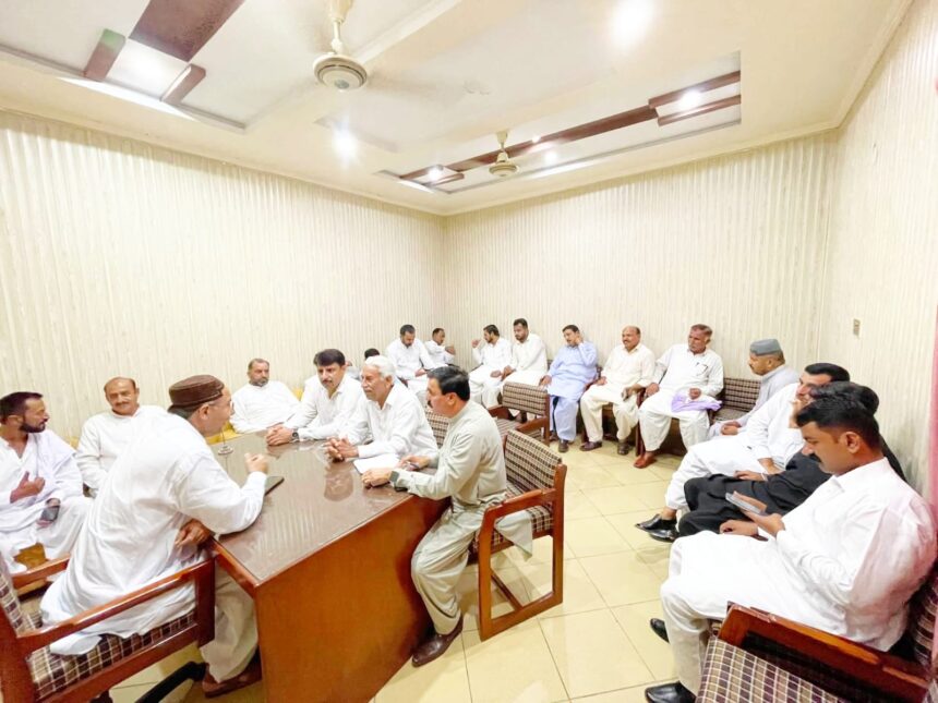 MNA Malik Shakir Bashir Awan Meets Public Delegations, Orders Immediate Resolution of Issues