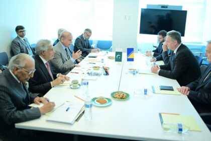 PM Shehbaz Sharif Meets Bosnia and Herzegovina Presidency Chairman at UNGA