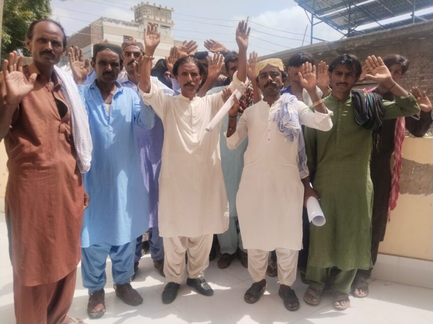 Villagers Protest in Islamkot over Alleged Land Encroachment, Arson