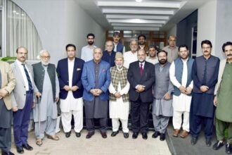 AJK President Meets Hurriyat Leaders to Discuss Occupied Kashmir Situation