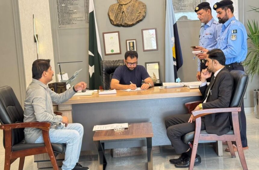 **DIG Ali Waseem, SSP Qazi Ali Raza Hold Open Courts in Islamabad, Order Swift Resolution of Public Complaints**