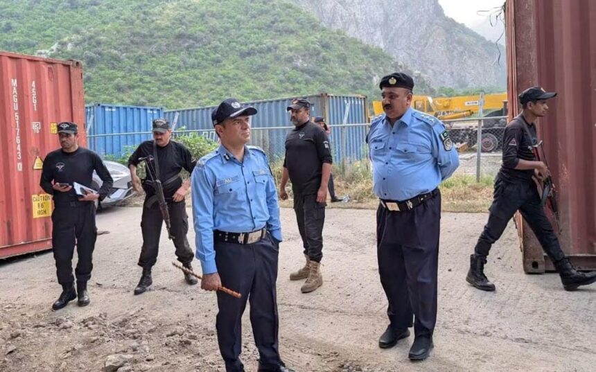 DIG Islamabad Ali Wasim Visits Various Duty Points, Reviews Security Arrangements