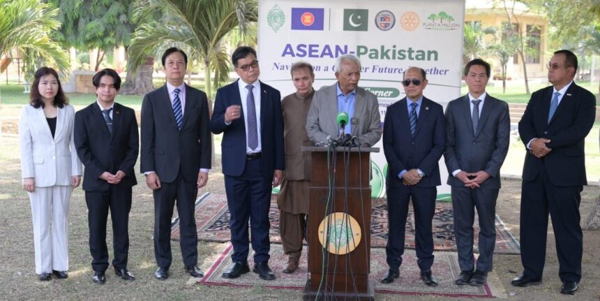 Governor Sindh Syed Muhammad Nehal Hashmi Meets ASEAN Diplomats to Discuss Regional Cooperation and Environmental Protection