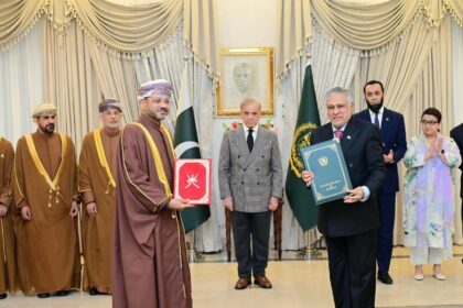 Pakistan and Oman Sign Five Agreements and MoUs, Agree to Expand Bilateral Cooperation